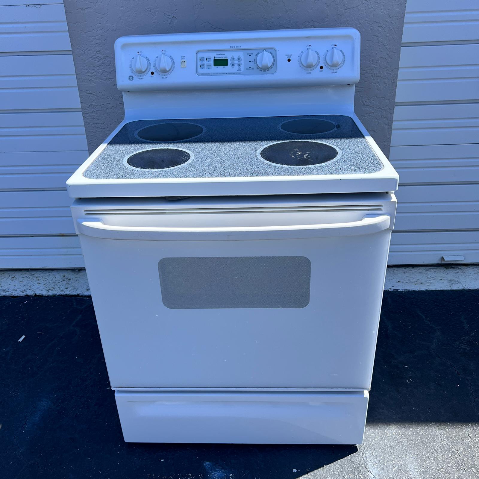 GE Spectra Electric Stove GE Spectra Electric Stove